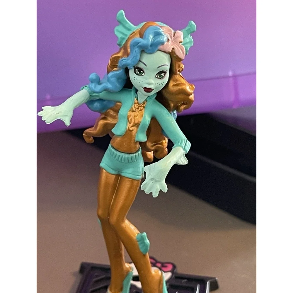 Monster High Lagoona Blue Abbey Bominable Collectible Mini Figure Toys